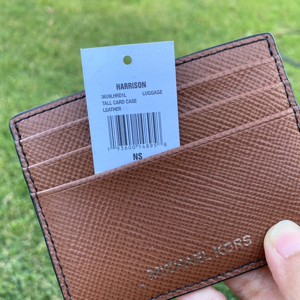 Michael Kors Men Card Case - Picture 2 of 4